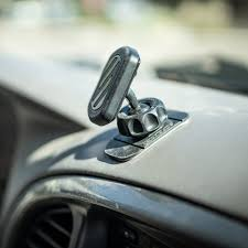 CAR MOUNT